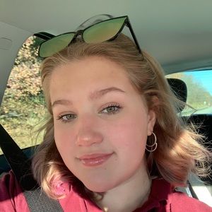 Meet your Posher, Ashlyn